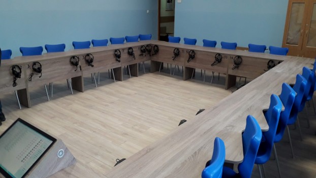 Pracownia Językowa w Publicznej Szkole Podstawowej im. Jana Pawła II w Gnojniku